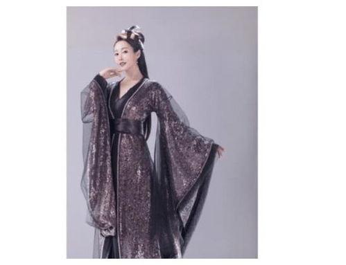 李纯娱乐圈爆料,揭秘明星幕后真相